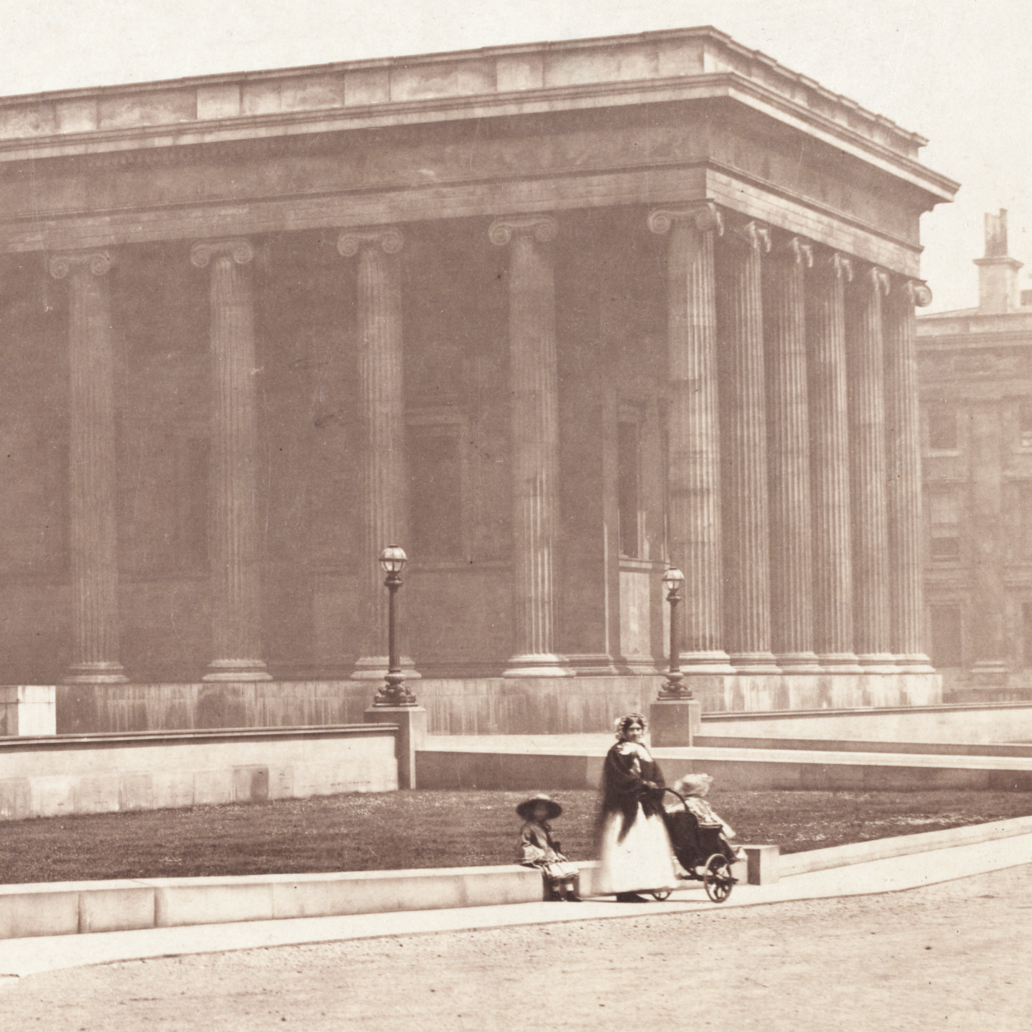 ROGER FENTON - London: The British Museum